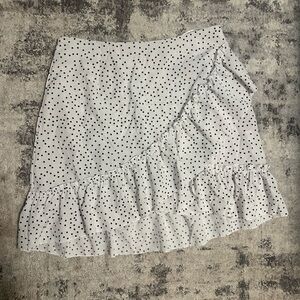 SHEIN Black and White Asymmetrical Polka Dot Skirt